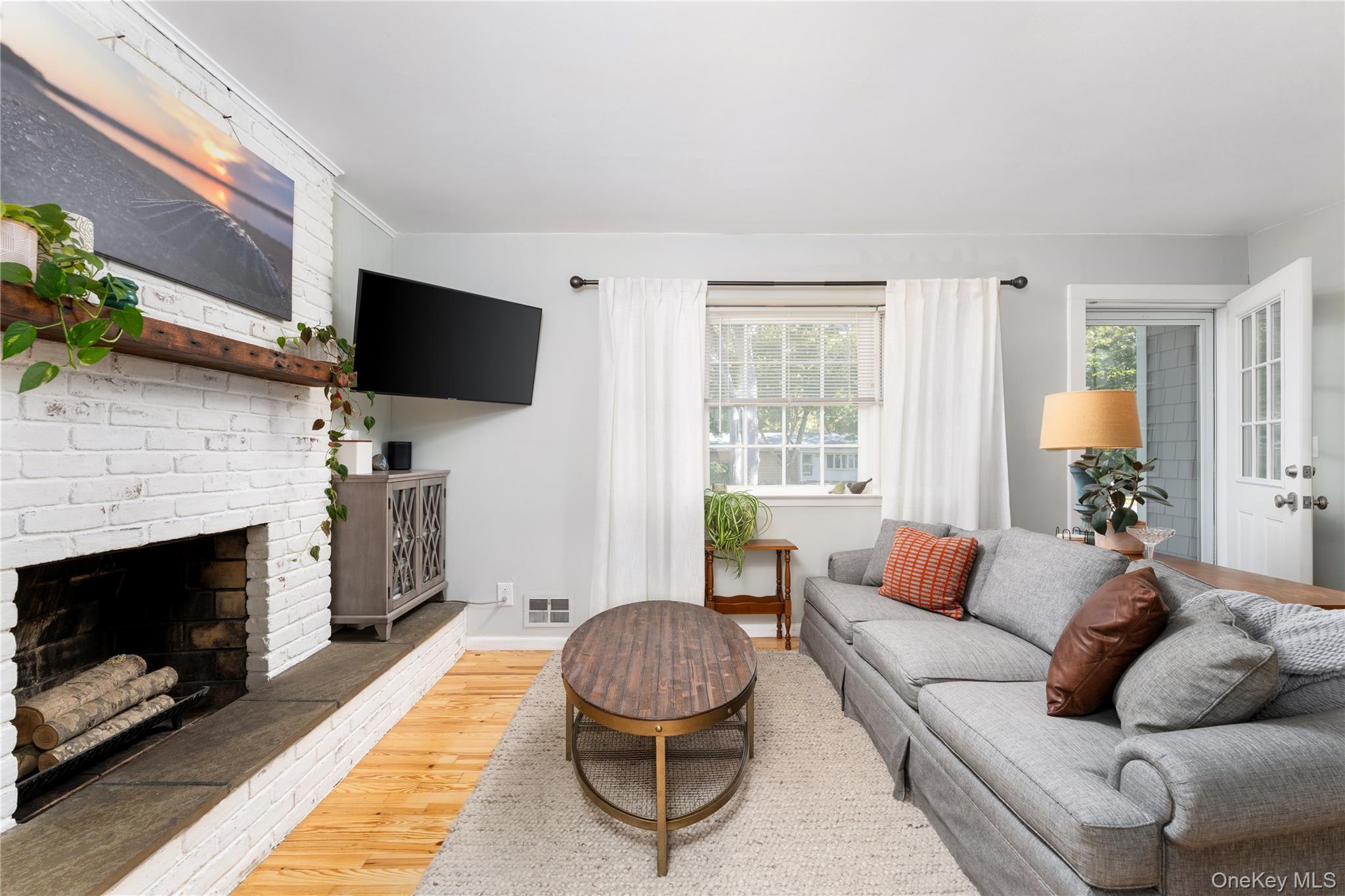 #13 photo, 8 Foxboro Road, サフォーク郡 Hampton Bays , NY 11946