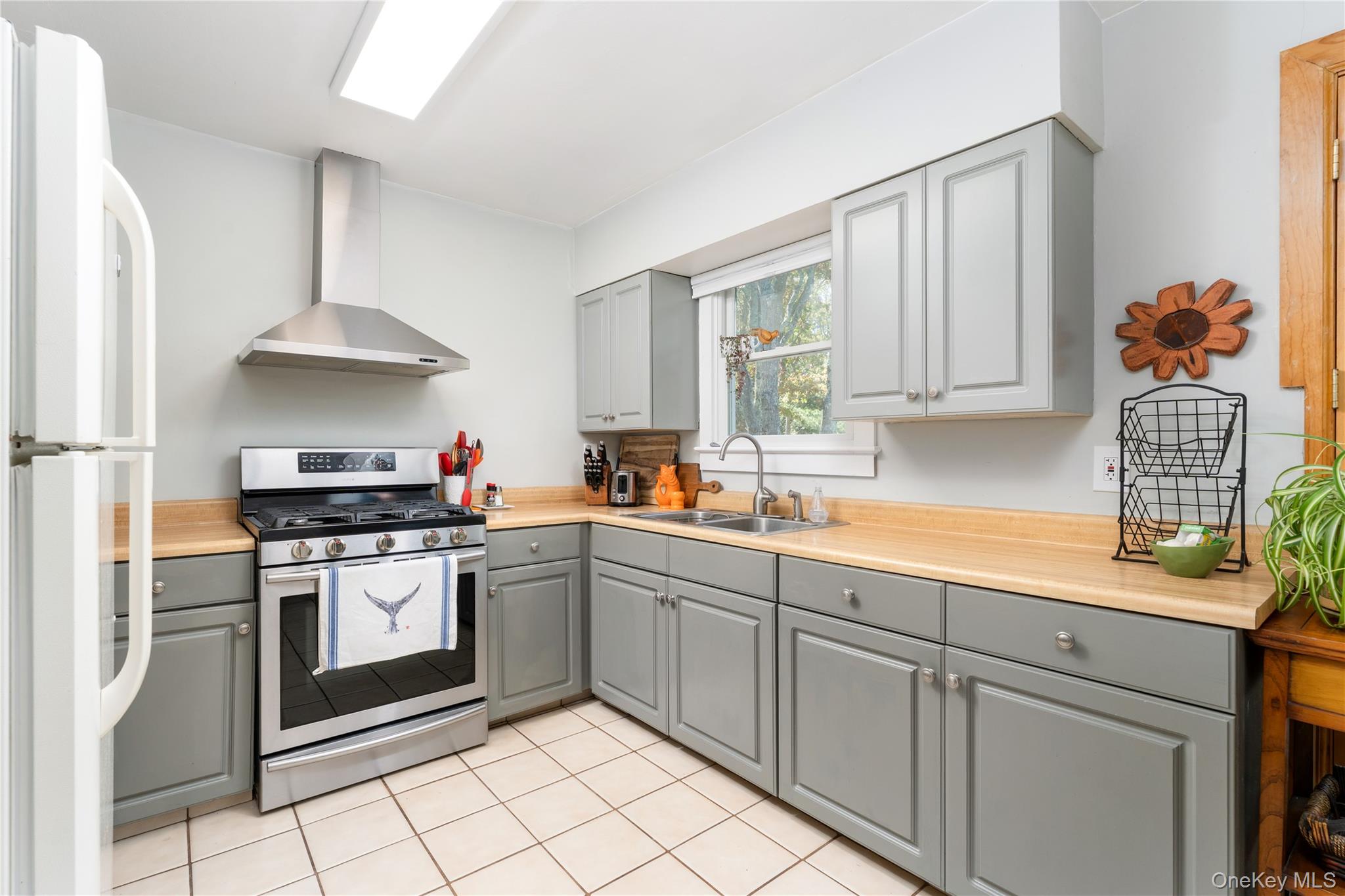 #16 photo, 8 Foxboro Road, サフォーク郡 Hampton Bays , NY 11946