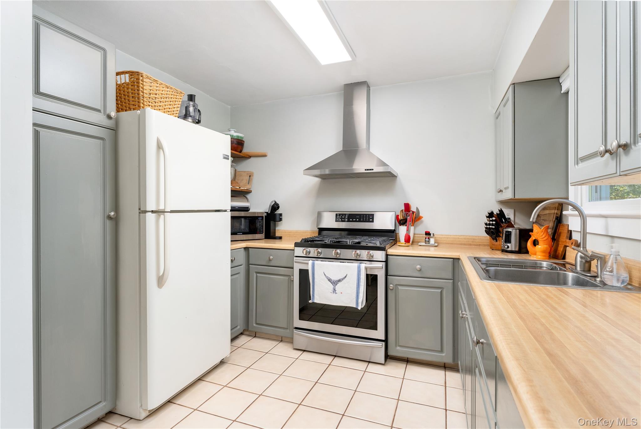 #17 photo, 8 Foxboro Road, サフォーク郡 Hampton Bays , NY 11946