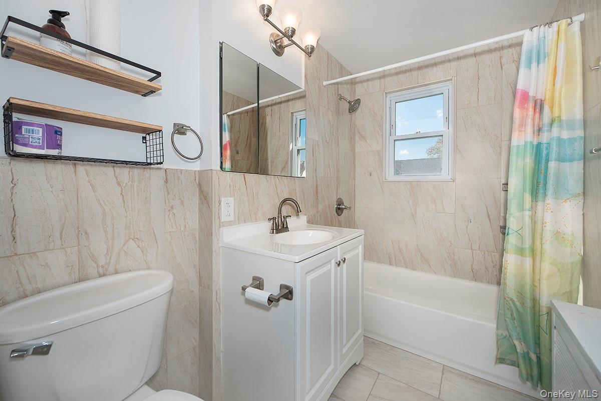 #10 photo, 7110 Kessel Street, クイーンズ区 Forest Hills , NY 11375