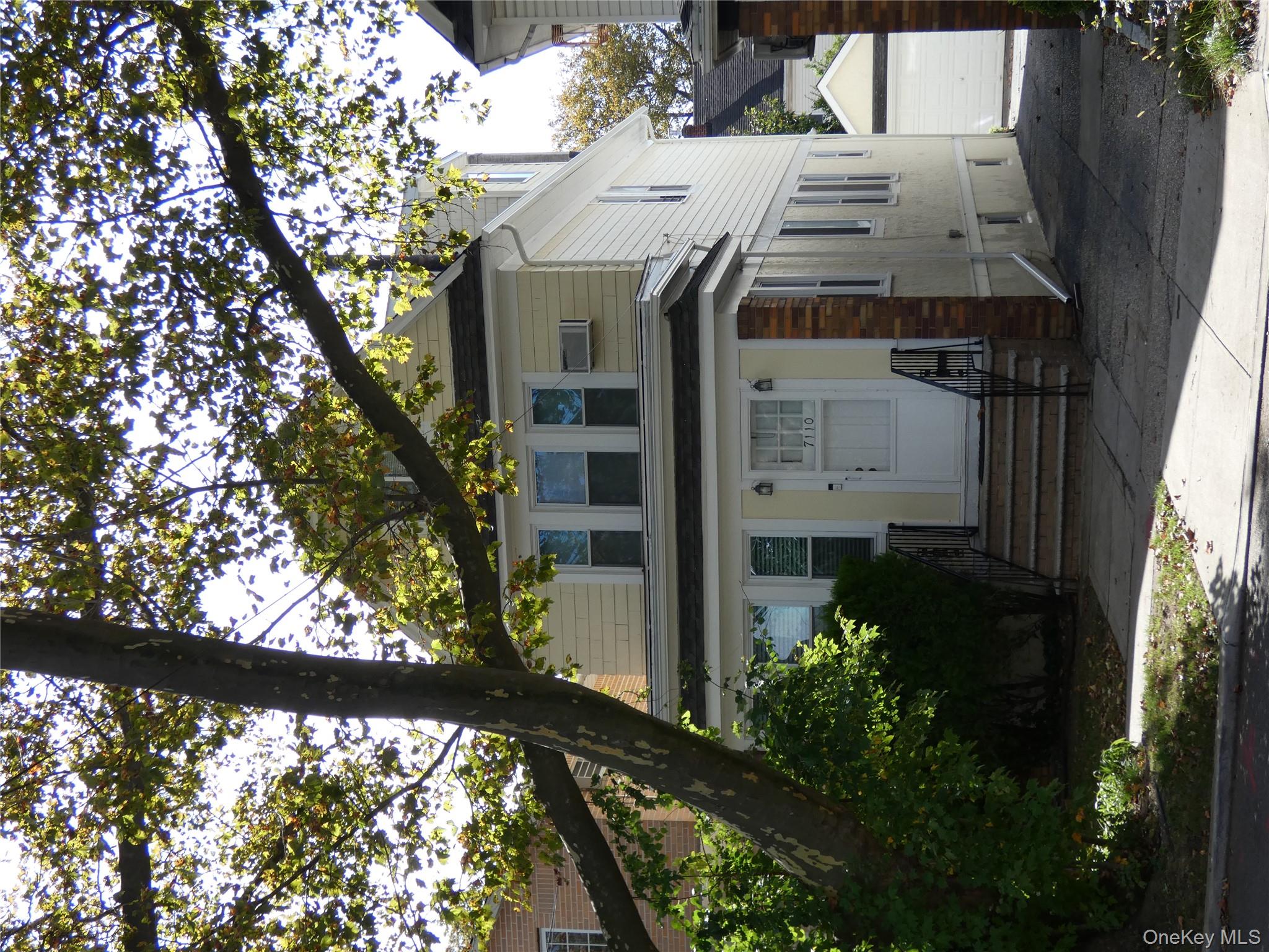 #7 photo, 7110 Kessel Street, クイーンズ区 Forest Hills , NY 11375