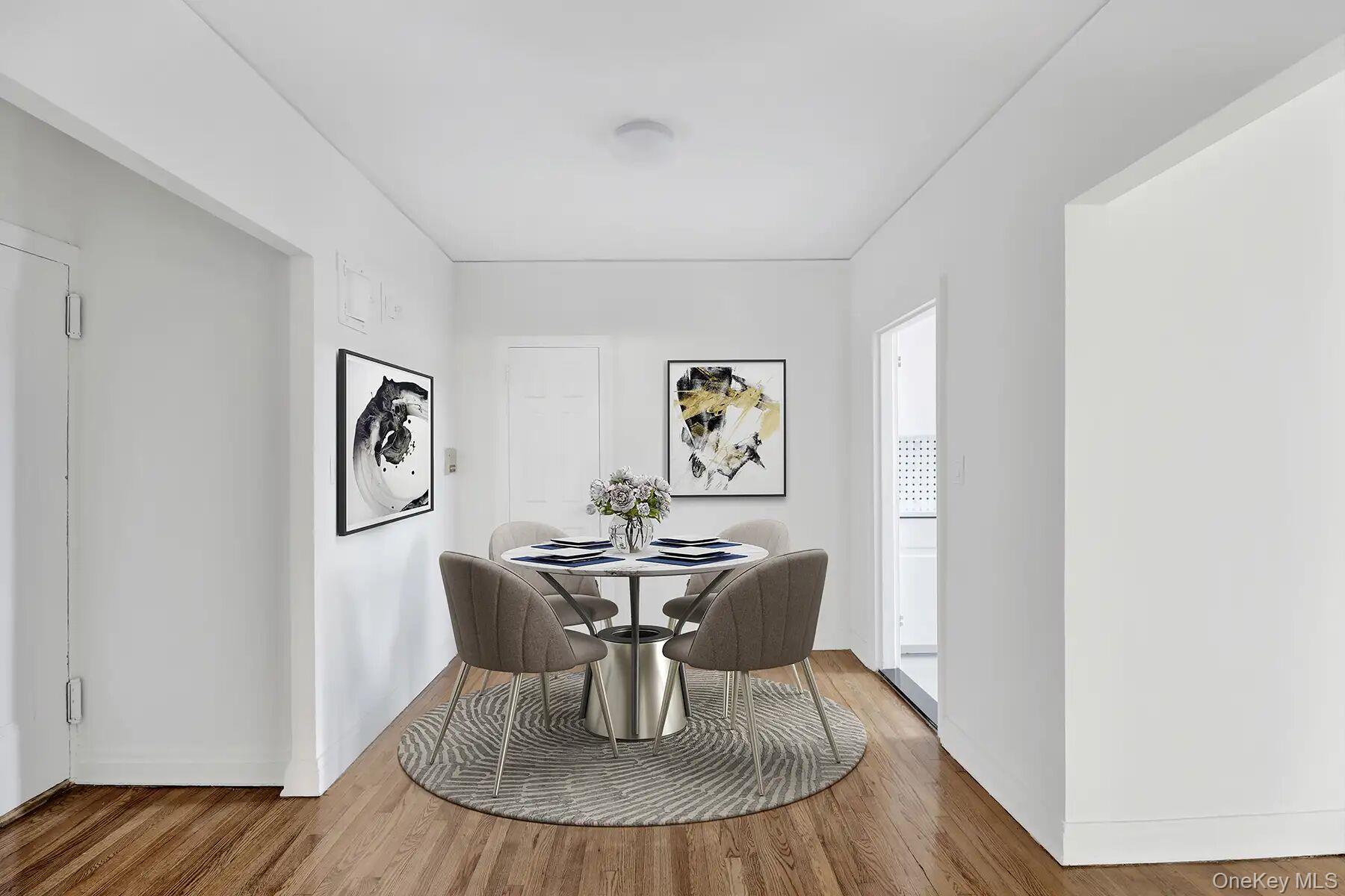 #9 photo, 1 Ash place, Great Neck Plaza , NY 11021