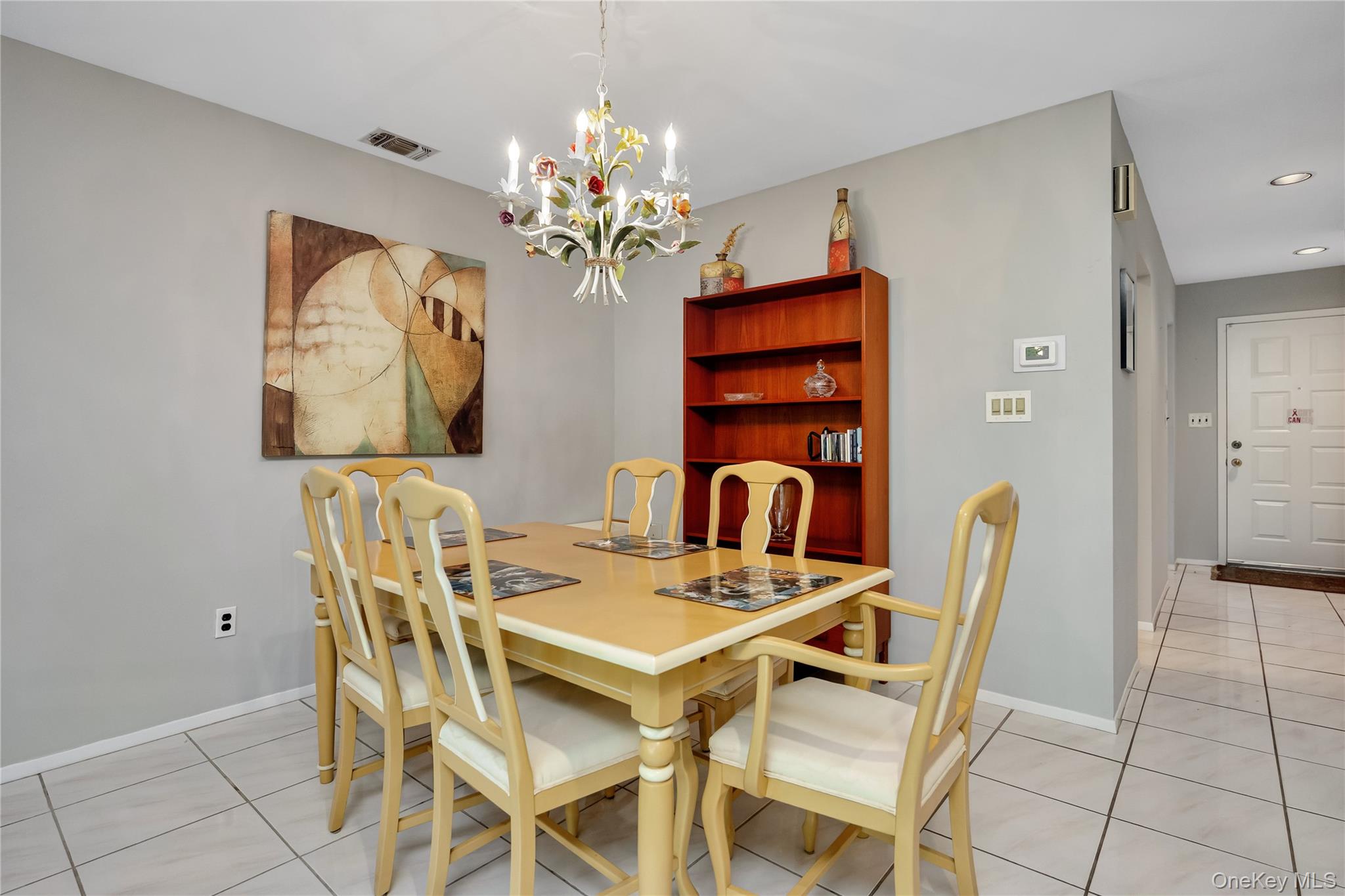 #10 photo, 22 Balsam Court, Wantagh , NY 11793