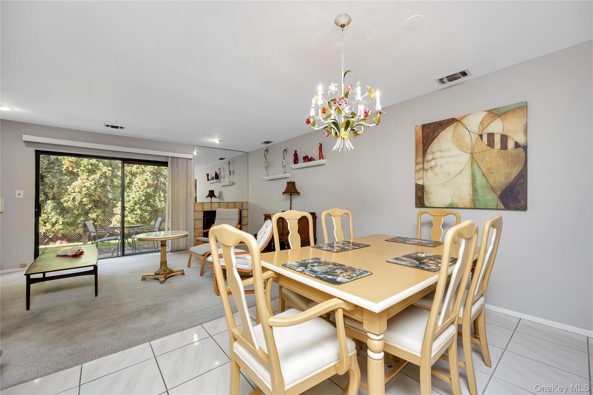 #9 photo, 22 Balsam Court, Wantagh , NY 11793