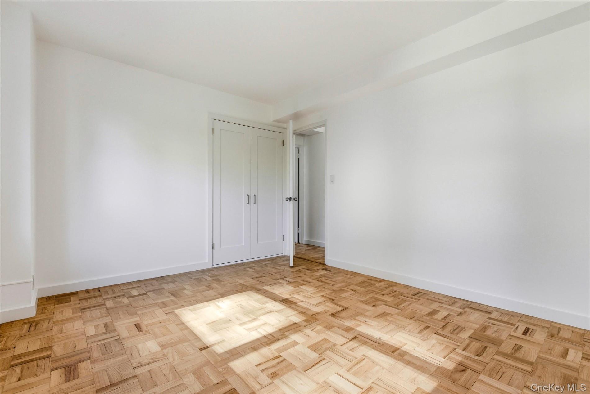 #16 photo, 21-15 34th Avenue, クイーンズ区 Astoria , NY 11106