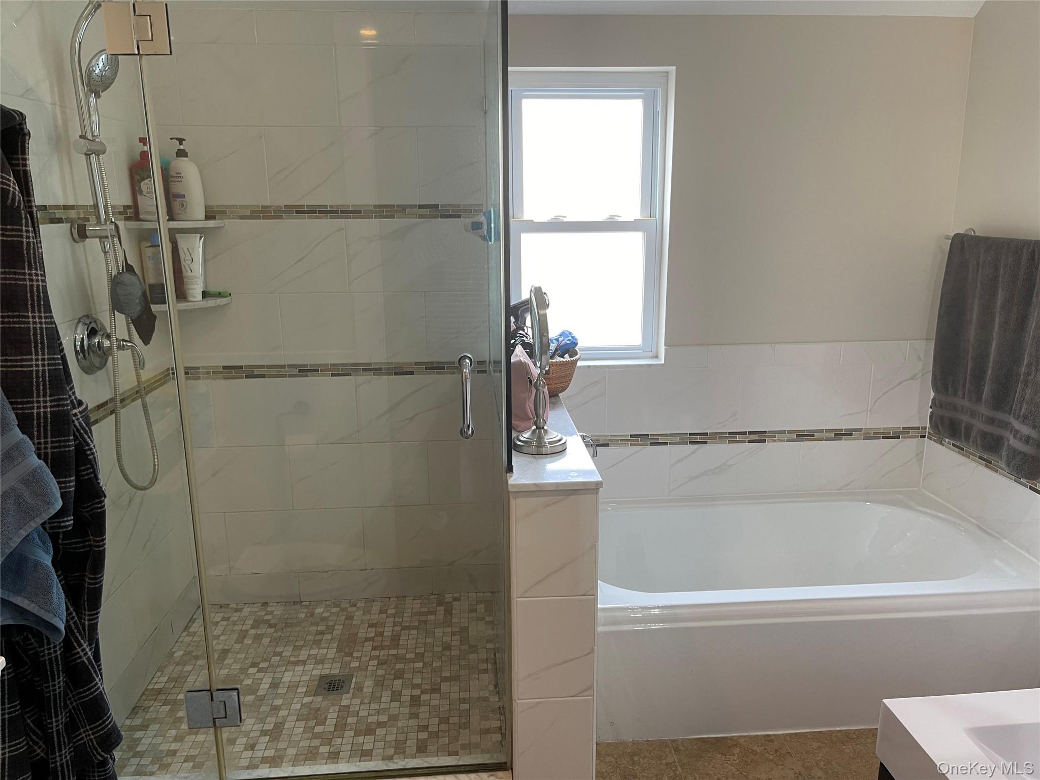 #12 photo, 20815 38th Avenue, Bayside , NY 11361