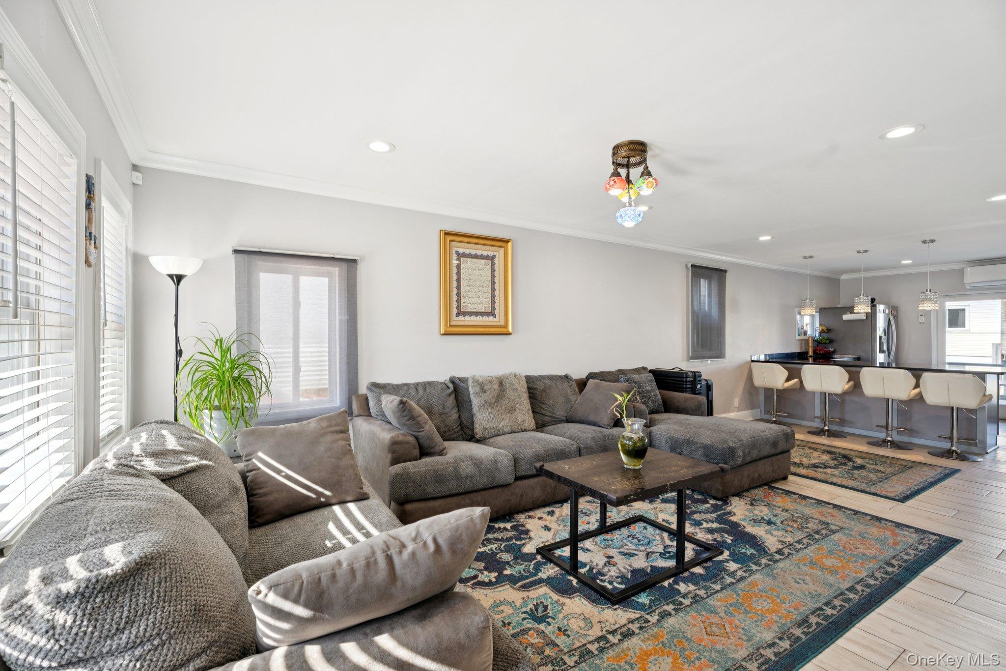 #4 photo, 31 Arthur Street, Baldwin , NY 11510