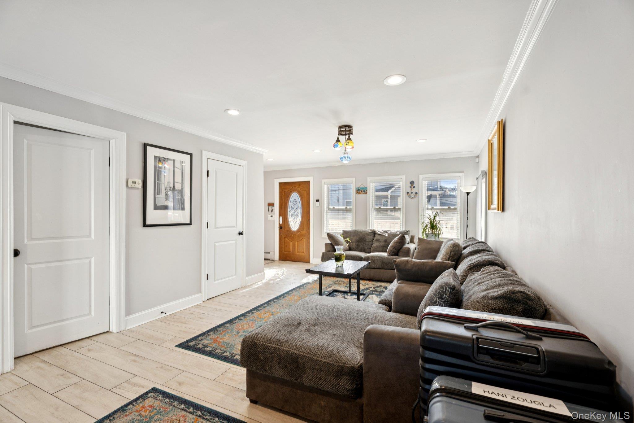 #5 photo, 31 Arthur Street, Baldwin , NY 11510