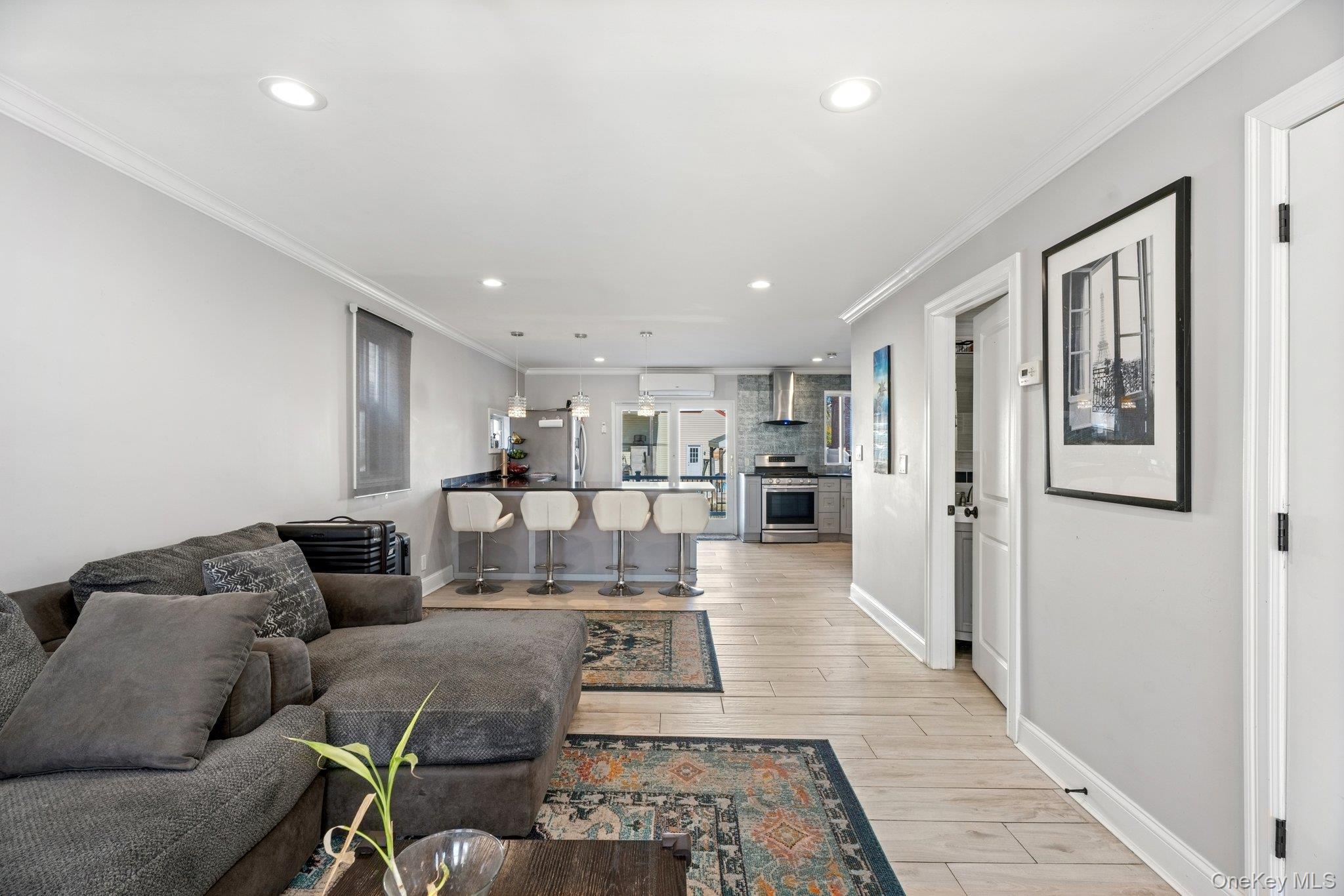 #6 photo, 31 Arthur Street, Baldwin , NY 11510