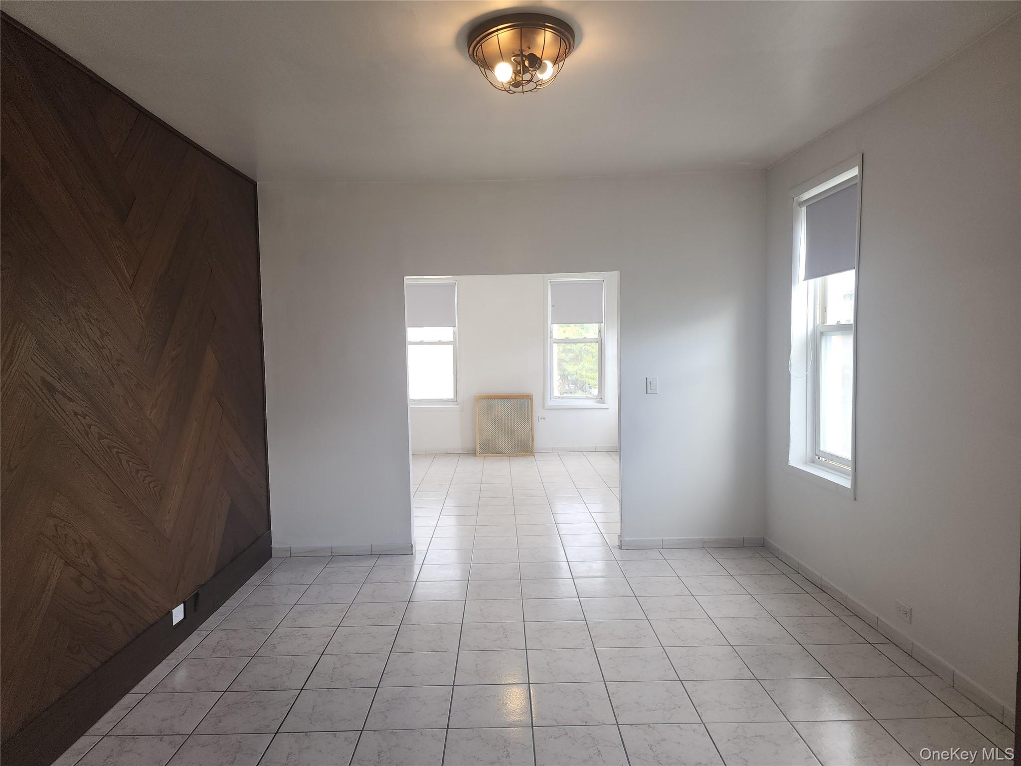 #7 photo, 60-48 68th Road, クイーンズ区 Ridgewood , NY 11385