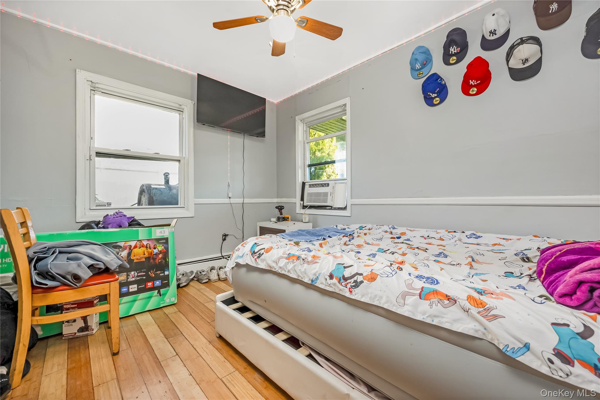 #13 photo, 58 Albatross Road, Levittown , NY 11756