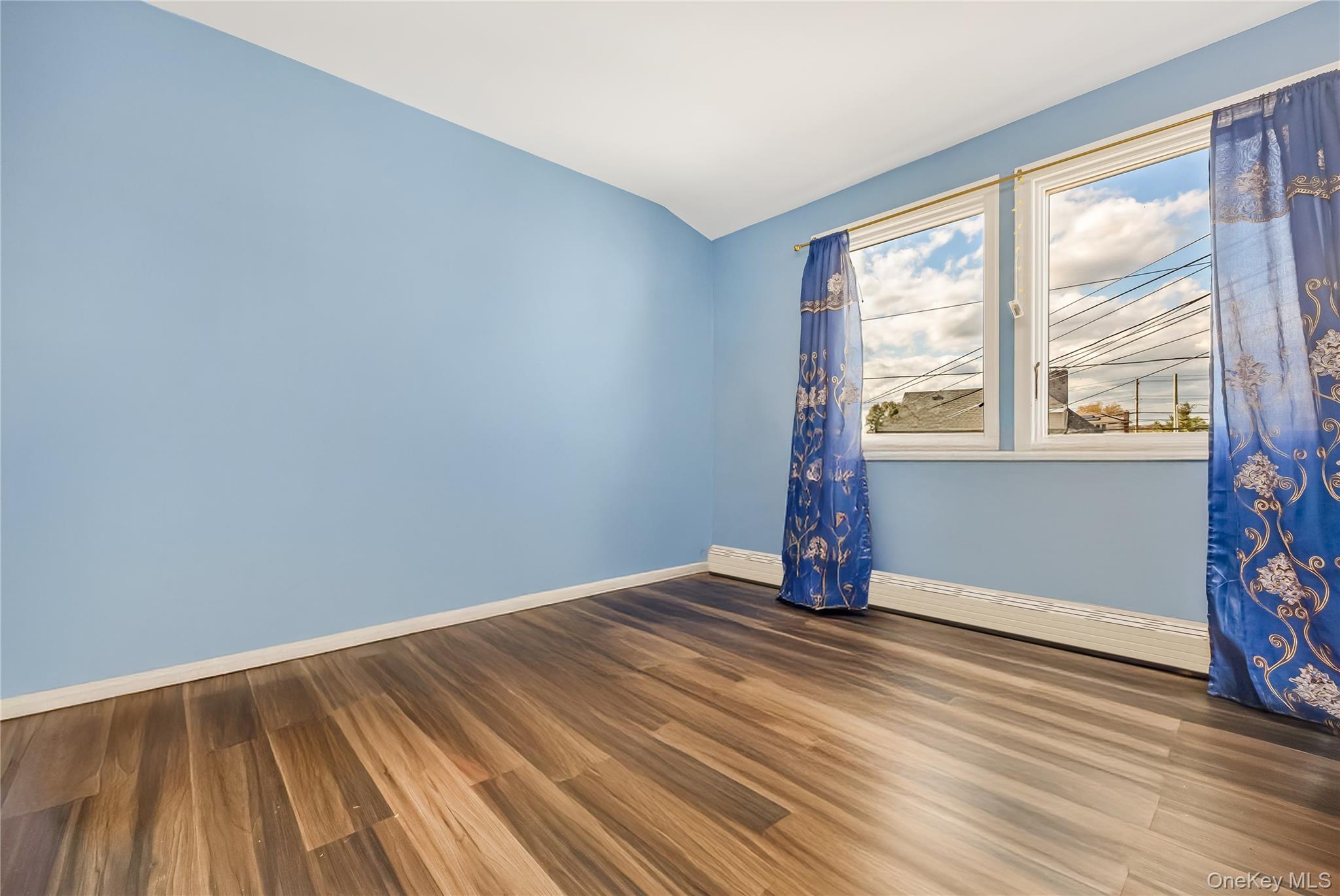 #15 photo, 58 Albatross Road, Levittown , NY 11756