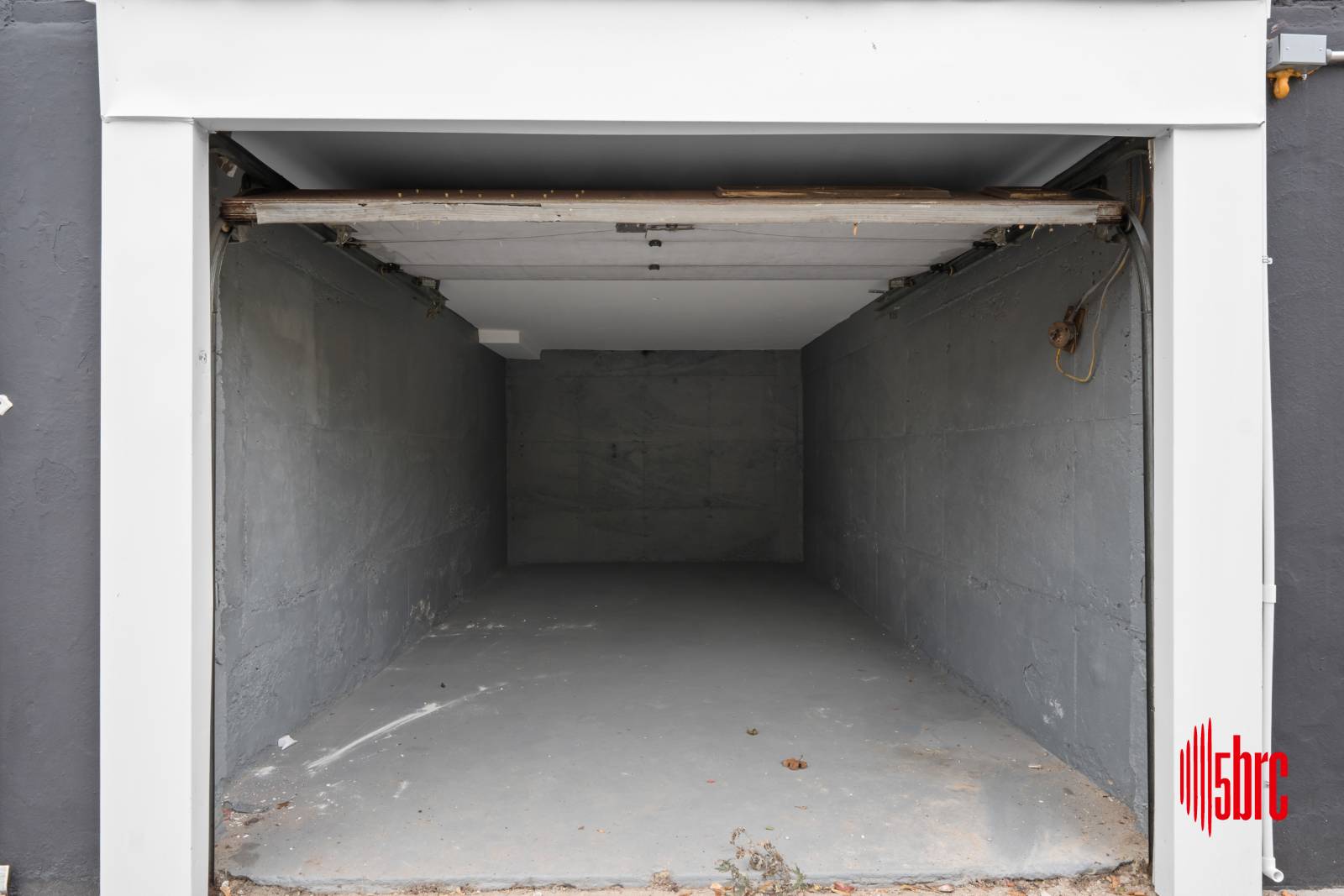 #23 photo, 217-39 114th Rd, קווינס Cambria Heights , NY 11411