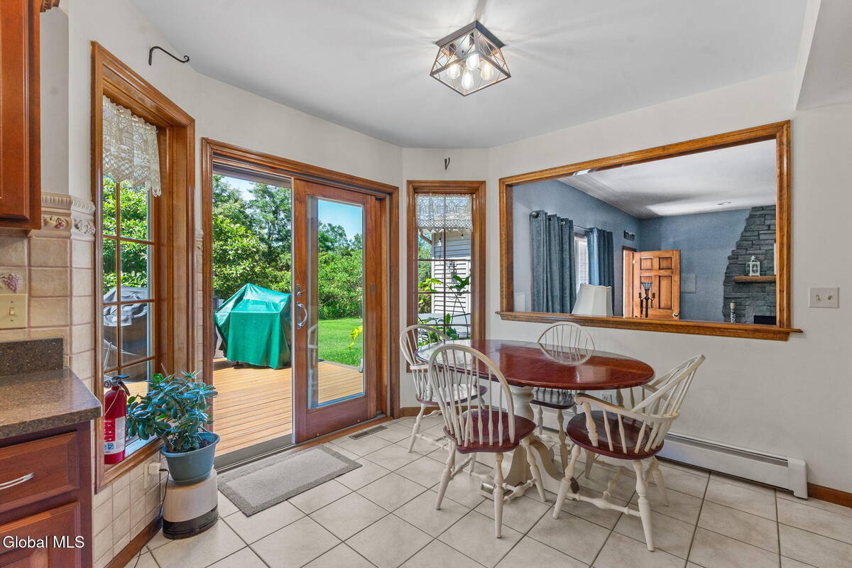 #16 photo, 6 Wayto Lane, Clifton Park , NY 12019