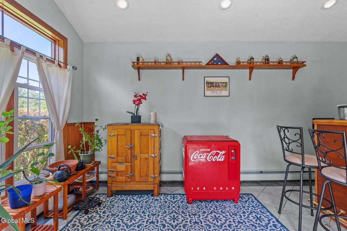 #24 photo, 6 Wayto Lane, Clifton Park , NY 12019