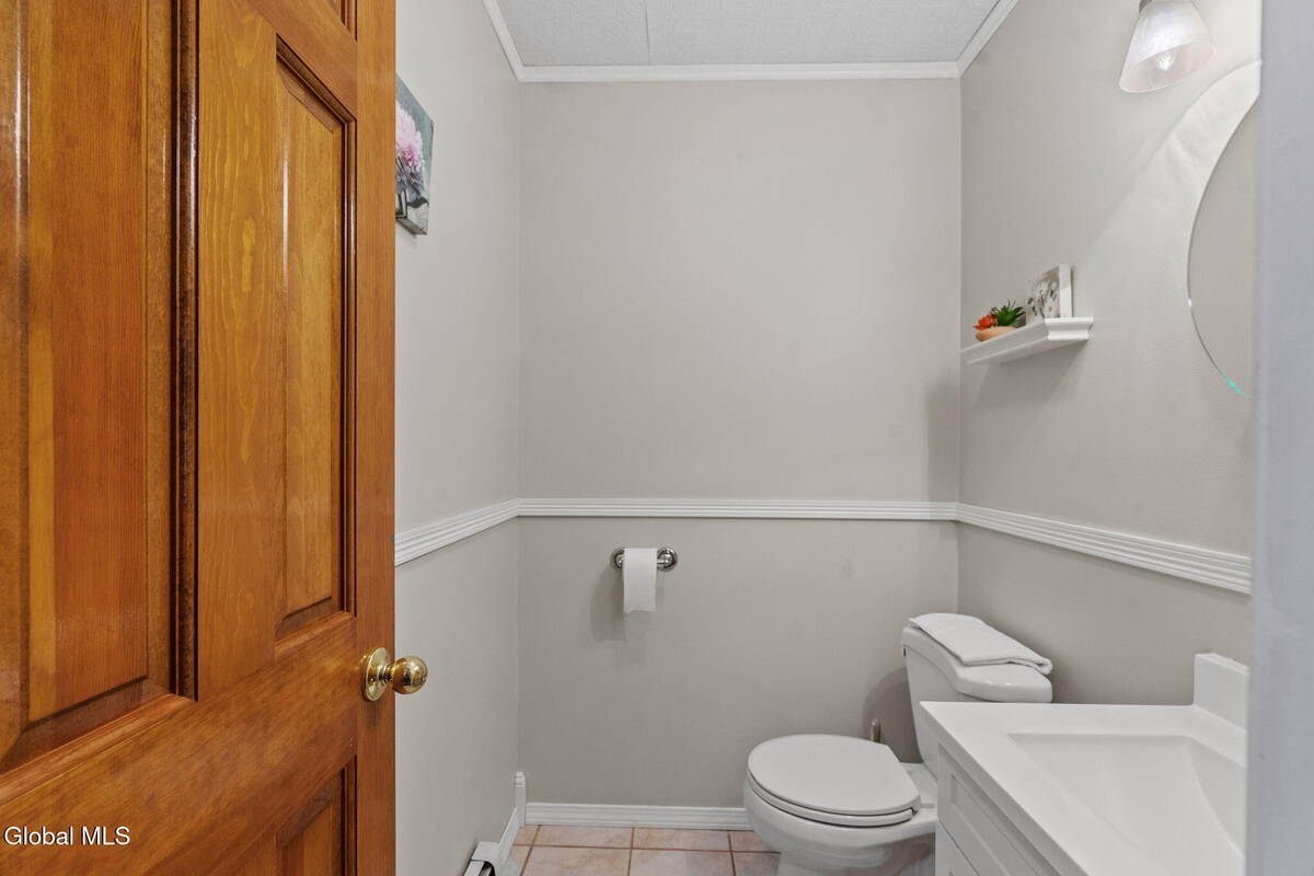 #29 photo, 6 Wayto Lane, Clifton Park , NY 12019