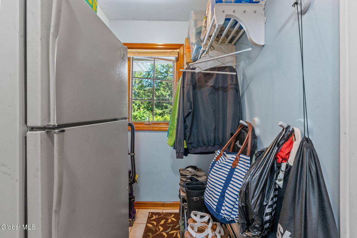 #31 photo, 6 Wayto Lane, Clifton Park , NY 12019