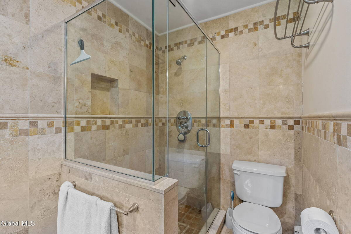 #35 photo, 6 Wayto Lane, Clifton Park , NY 12019