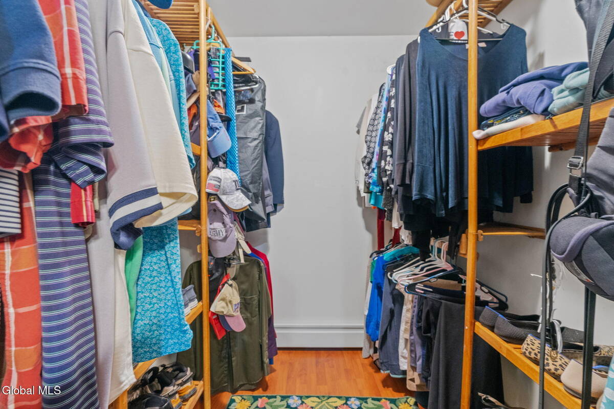 #38 photo, 6 Wayto Lane, Clifton Park , NY 12019