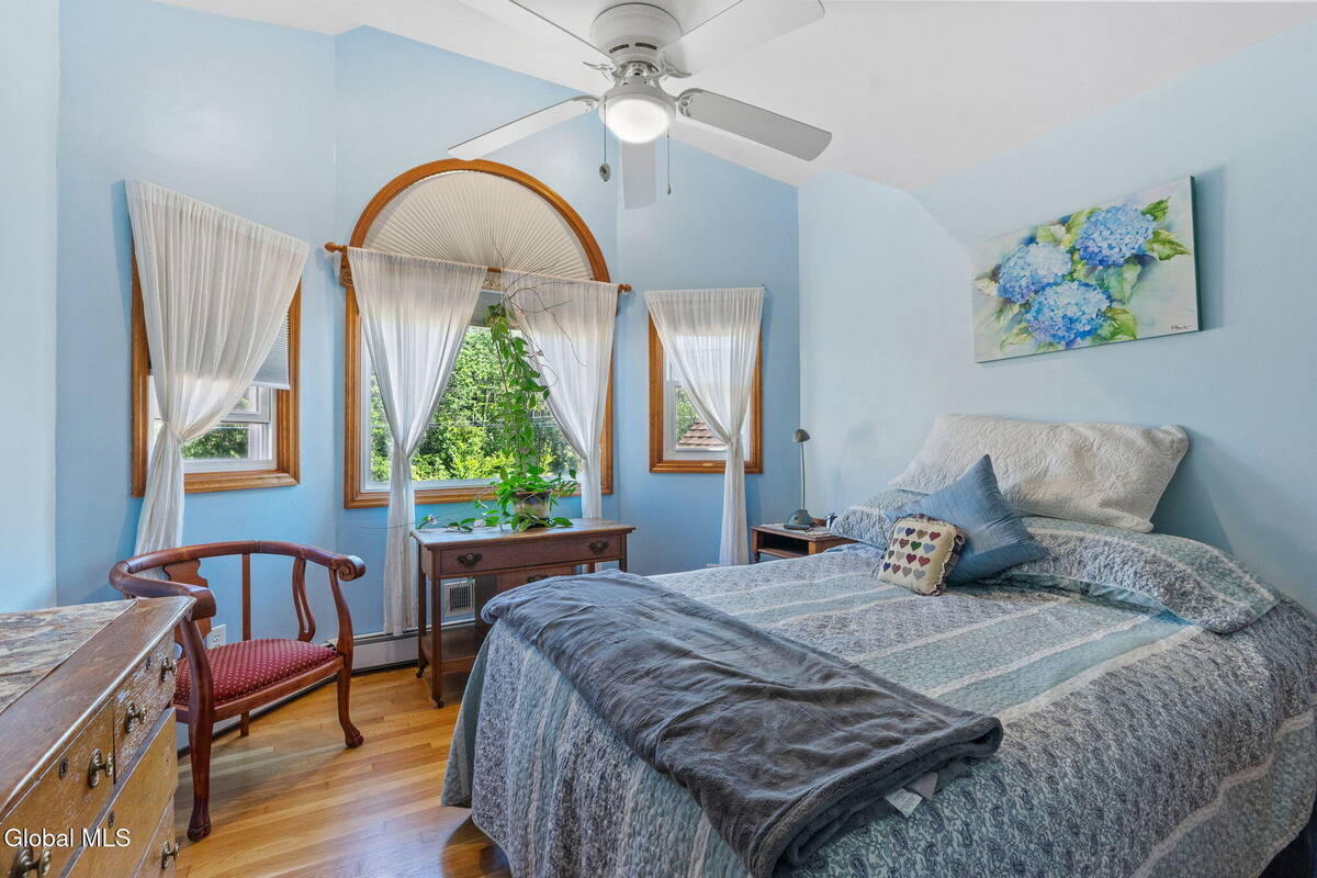 #47 photo, 6 Wayto Lane, Clifton Park , NY 12019