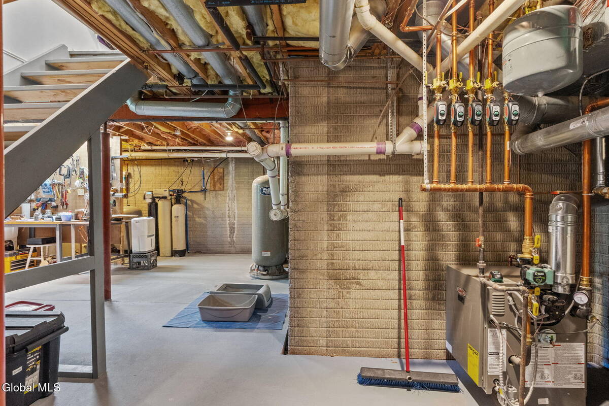 #54 photo, 6 Wayto Lane, Clifton Park , NY 12019