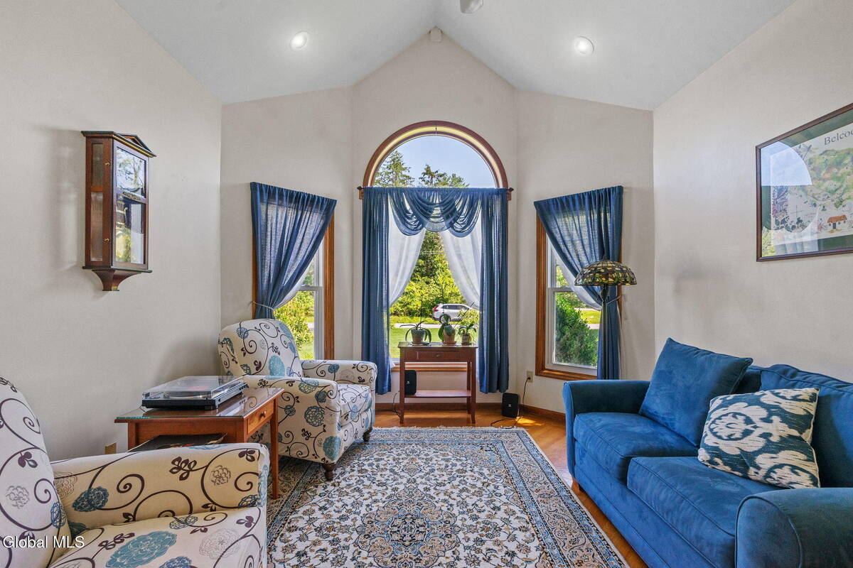 #7 photo, 6 Wayto Lane, Clifton Park , NY 12019