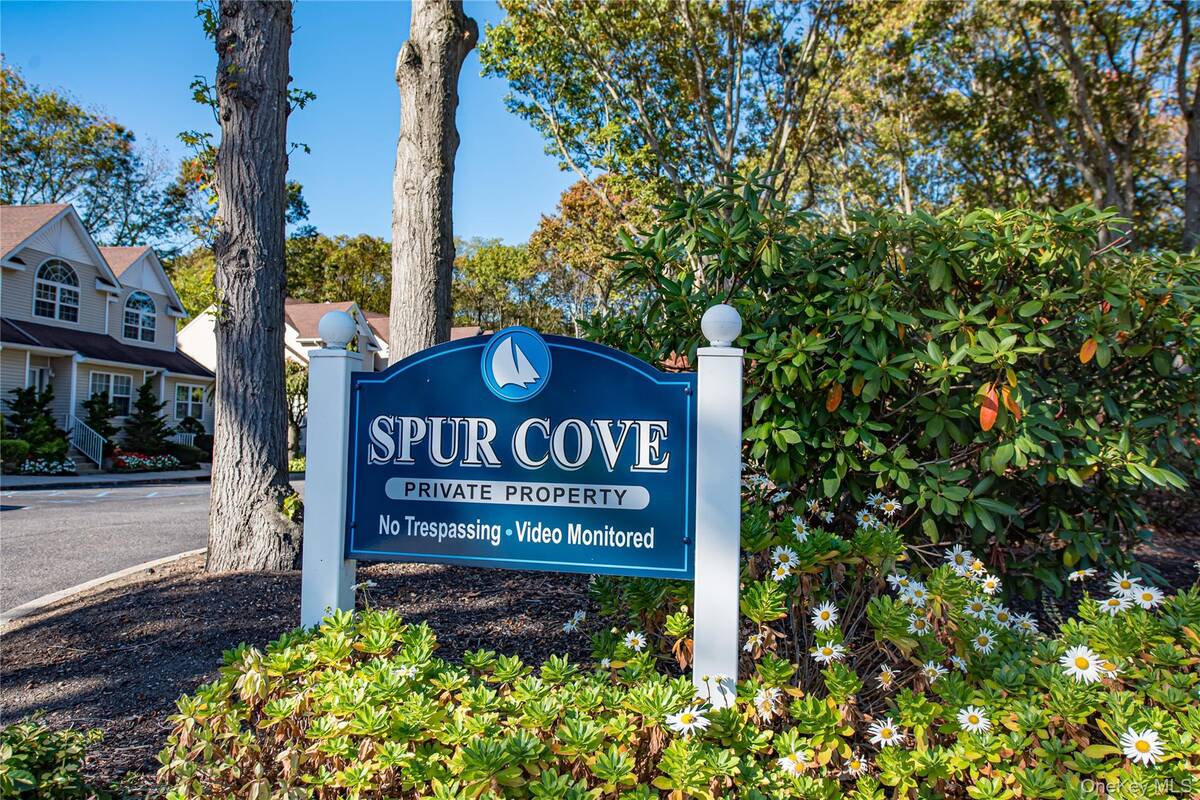 #2 photo, 14 Heckscher Spur Drive, East Islip , NY 11730