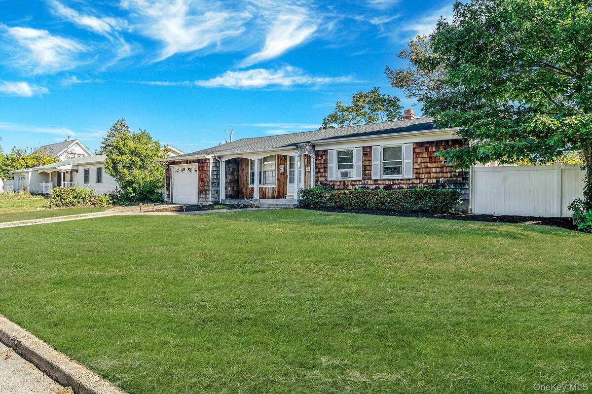 #1 photo, 55 Clifton Place, Port Jefferson Station , NY 11776