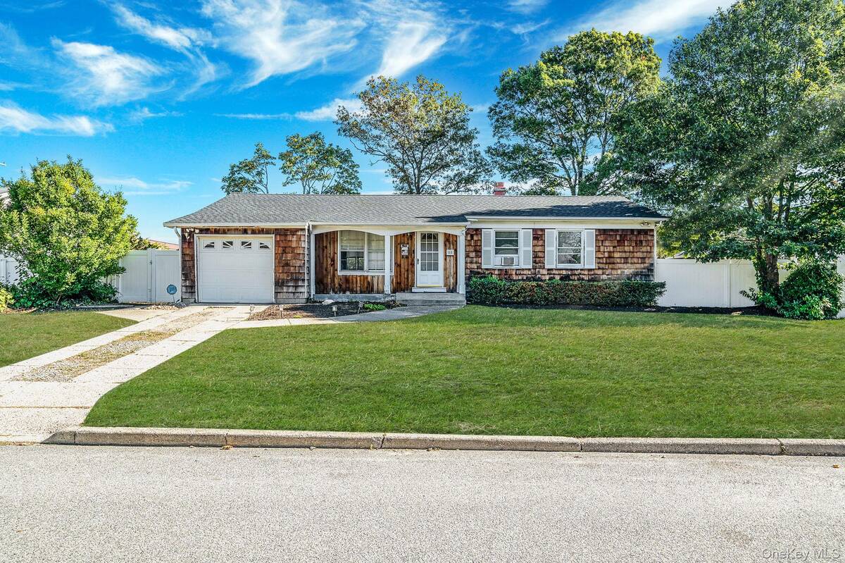 #2 photo, 55 Clifton Place, Port Jefferson Station , NY 11776