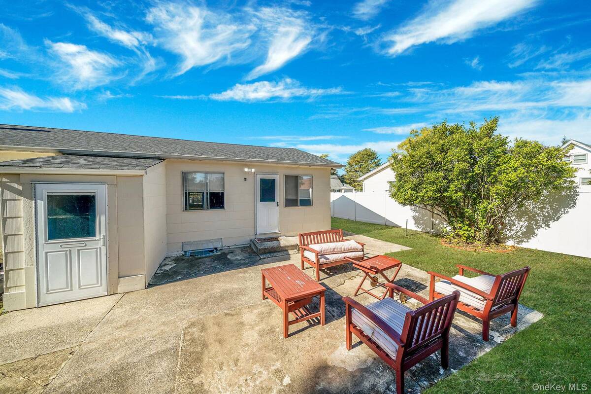 #39 photo, 55 Clifton Place, Port Jefferson Station , NY 11776