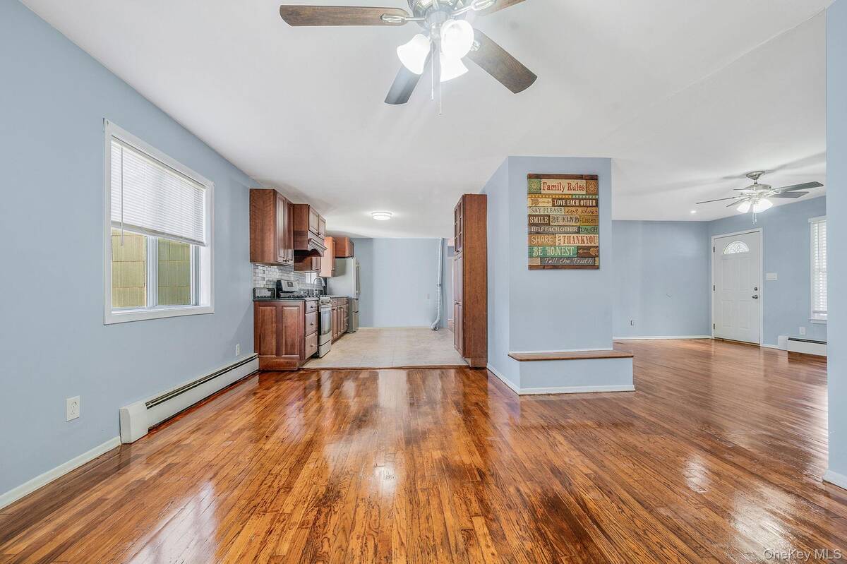 #5 photo, 55 Clifton Place, Port Jefferson Station , NY 11776