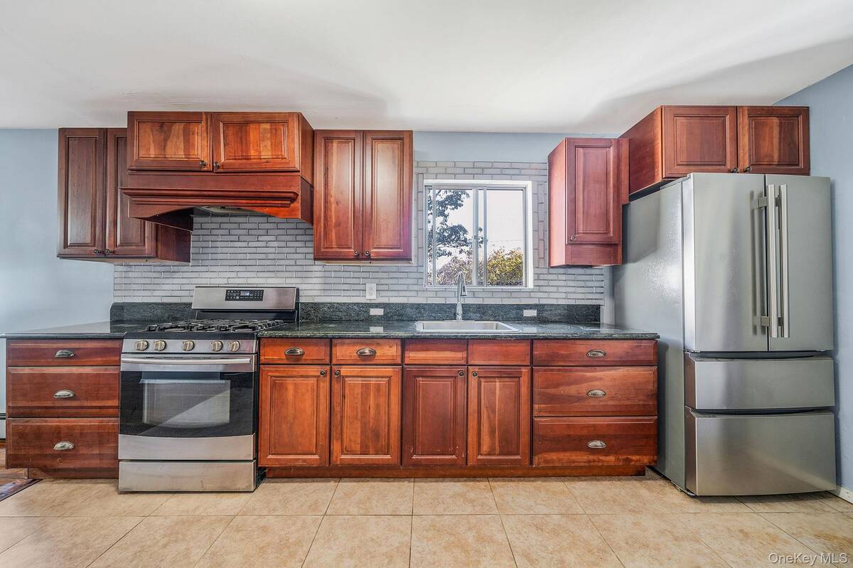 #8 photo, 55 Clifton Place, Port Jefferson Station , NY 11776