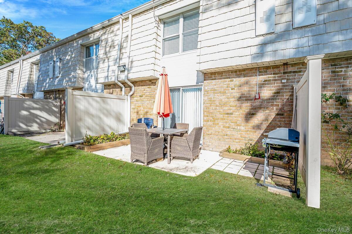 #18 photo, 63 Rocky Point Yaphank Road, #80, サフォーク郡 Rocky Point , NY 11778