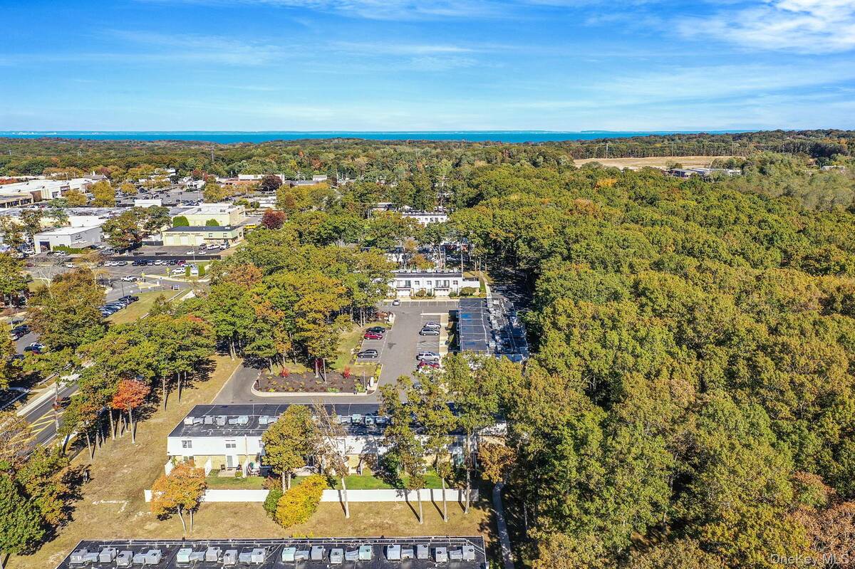 #21 photo, 63 Rocky Point Yaphank Road, #80, サフォーク郡 Rocky Point , NY 11778