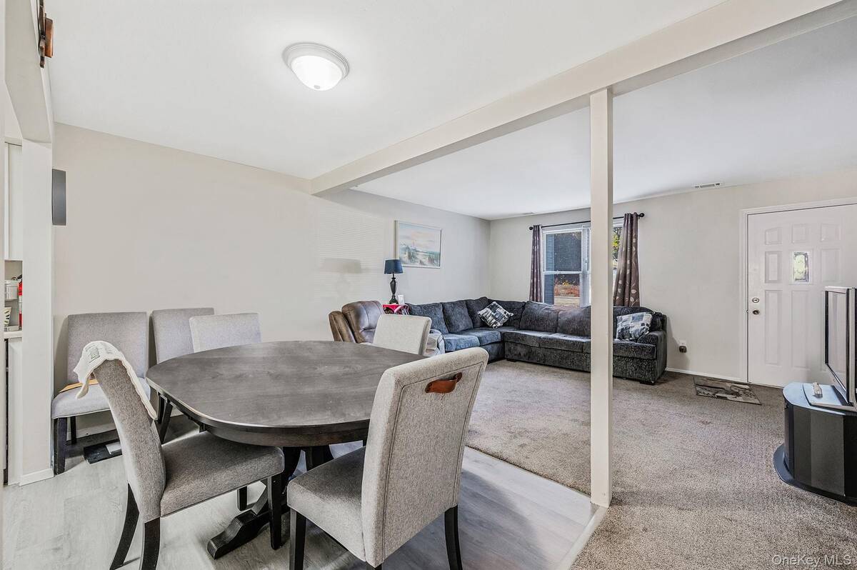 #5 photo, 63 Rocky Point Yaphank Road, #80, サフォーク郡 Rocky Point , NY 11778