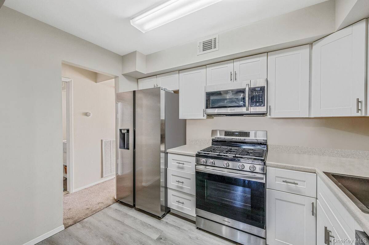 #9 photo, 63 Rocky Point Yaphank Road, #80, サフォーク郡 Rocky Point , NY 11778