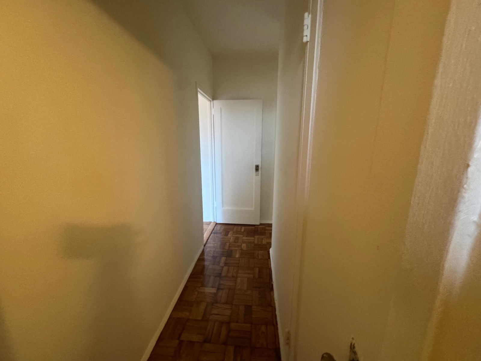 #12 photo, 1925 MCGraw Ave, #8F, ブロンクス区 Parkchester , NY 10462