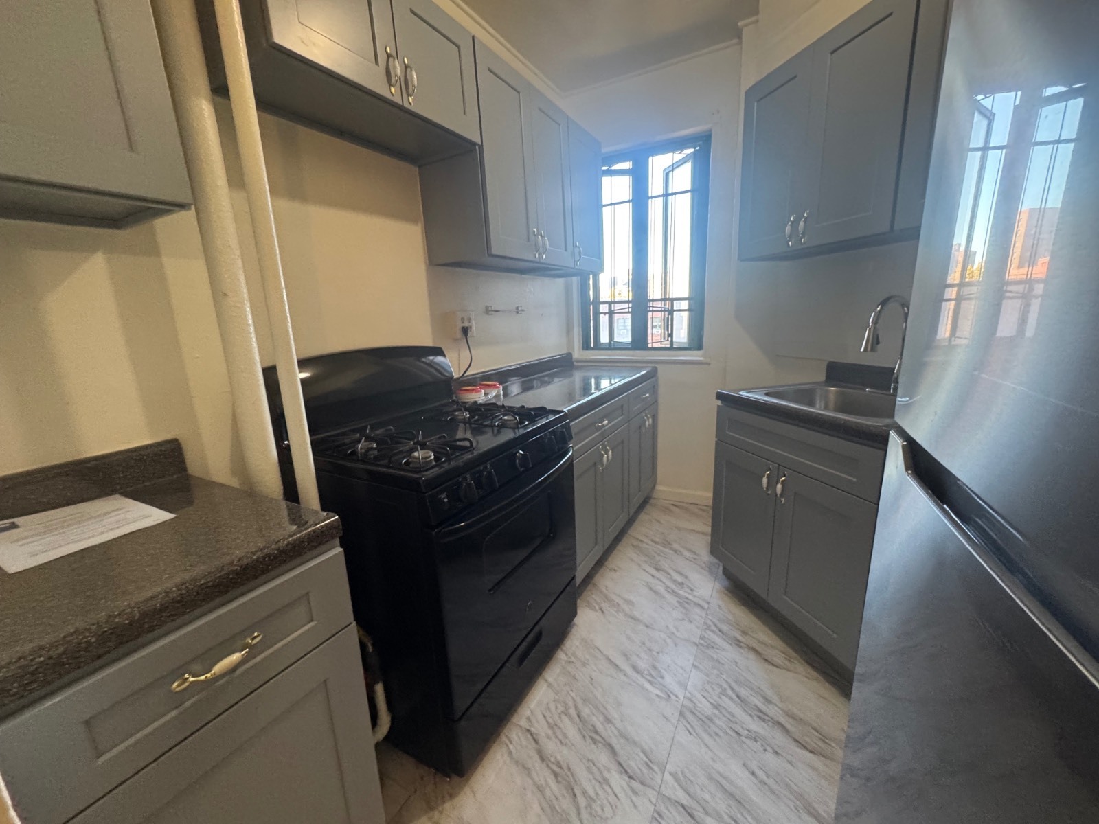 #2 photo, 1925 MCGraw Ave, #8F, ブロンクス区 Parkchester , NY 10462