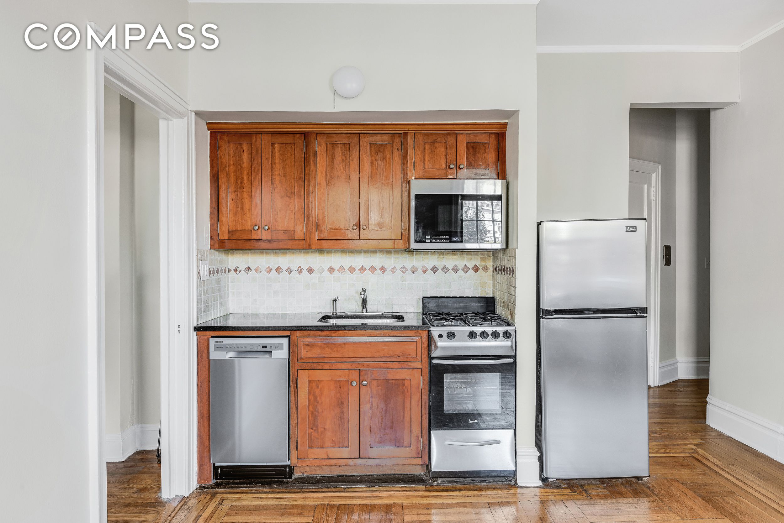 #5 photo, New York City, West Village , NY 10014