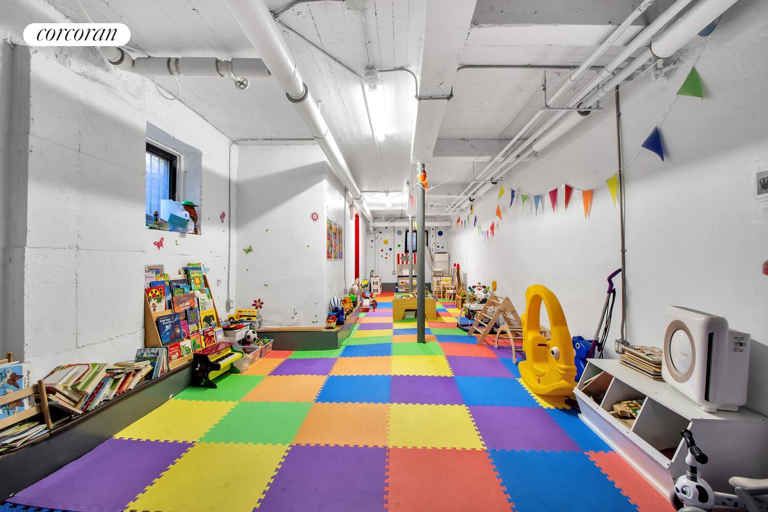 #11 photo, 570 WESTMINSTER Road, ブルックリン区 Ditmas Park , NY 11230