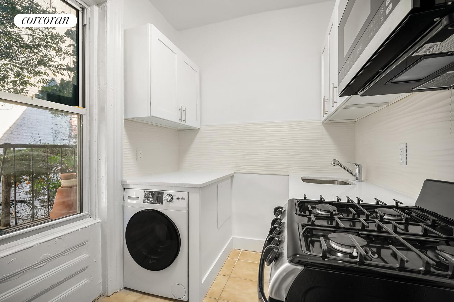 #4 photo, Brooklyn, ブルックリン区 Bedford-Stuyvesant , NY 11216