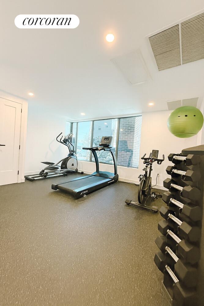 #12 photo, Ditmars Steinway, Ditmars Steinway , NY 11105