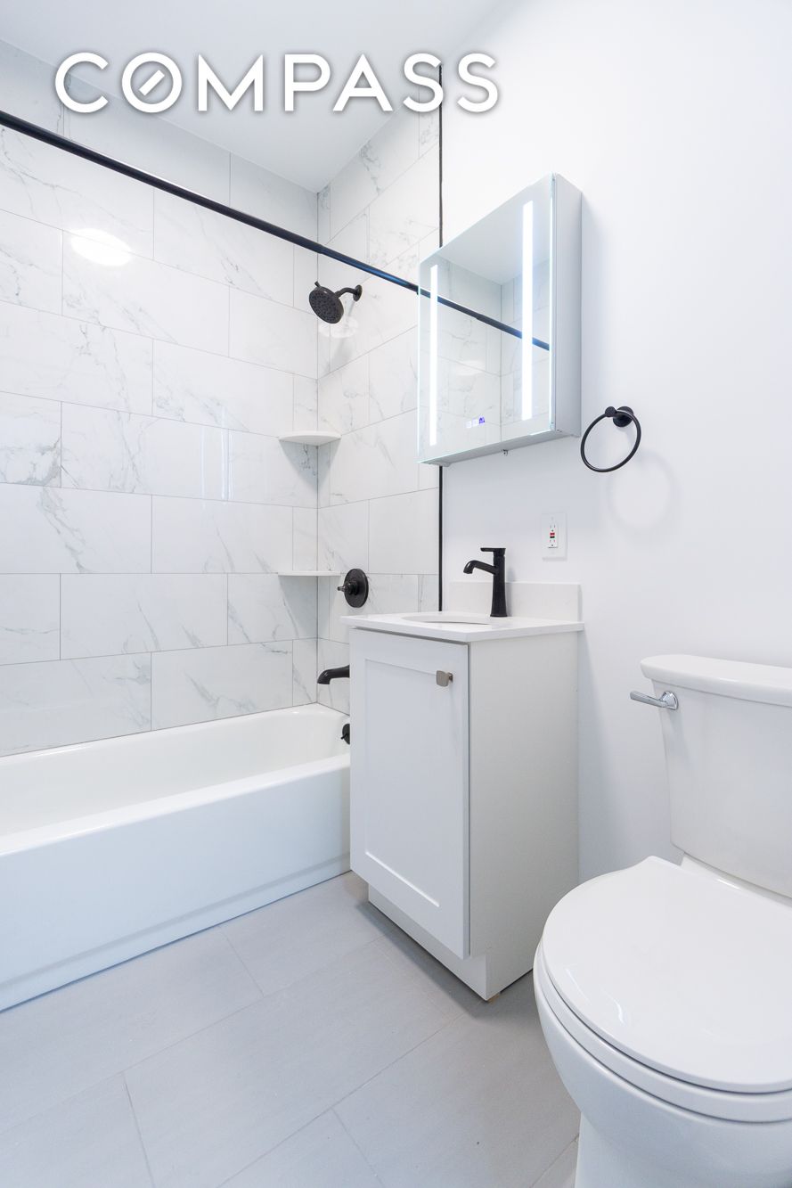 #11 photo, New York City, マンハッタン East Village , NY 10003