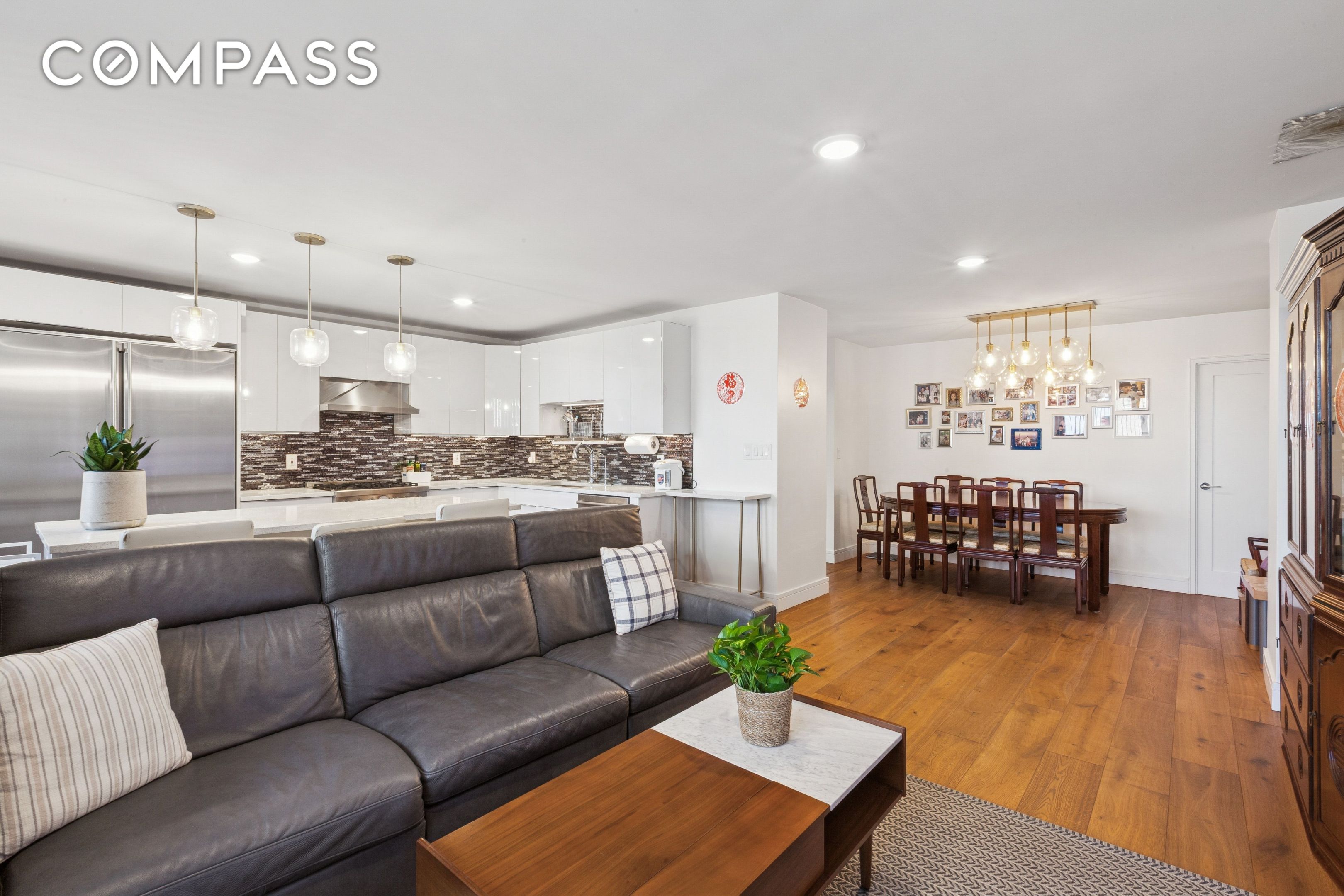 #4 photo, 70-25 Yellowstone Boulevard, クイーンズ区 Forest Hills , NY 11375