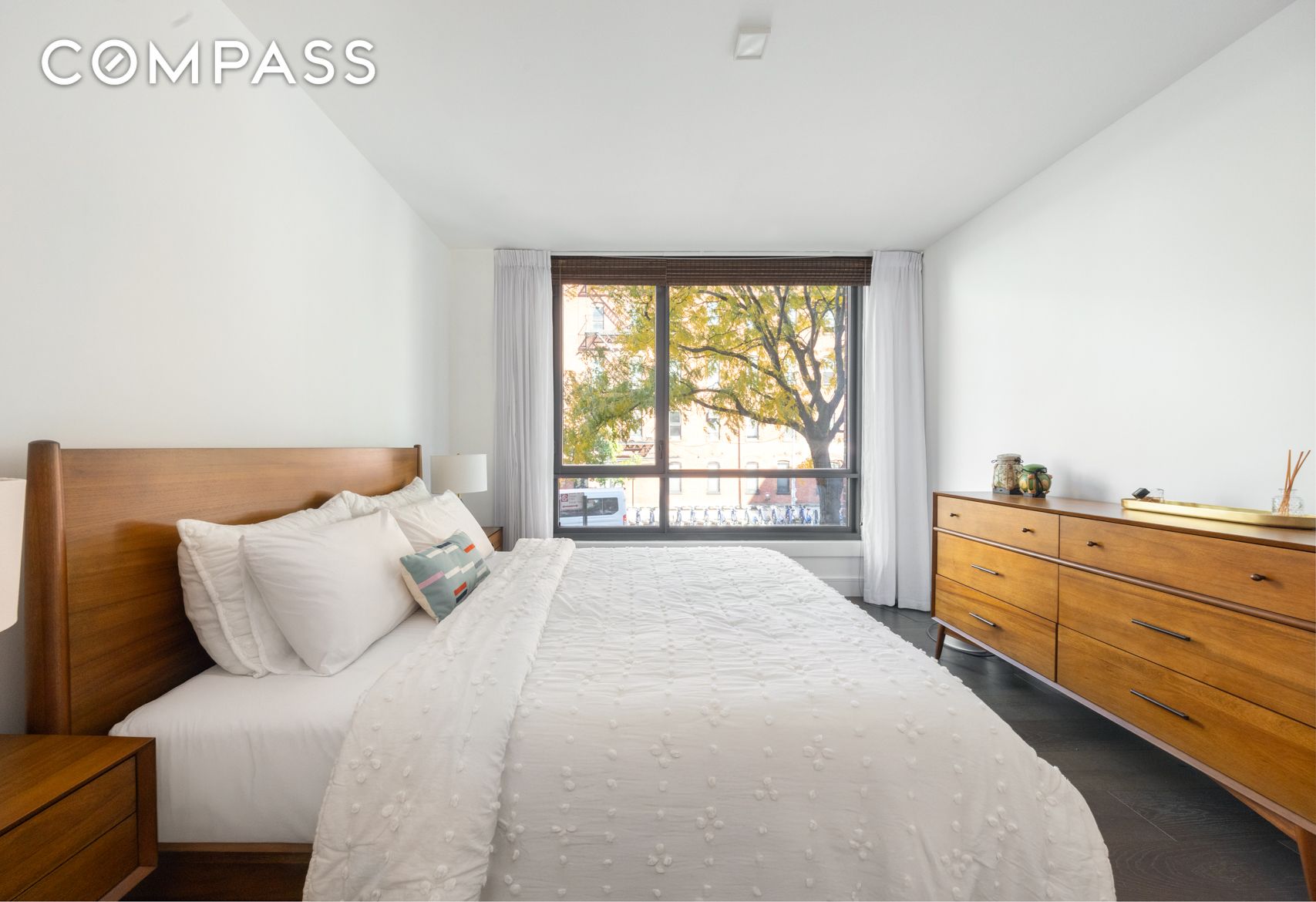 #8 photo, 50 Greenpoint Avenue, Greenpoint , NY 11222