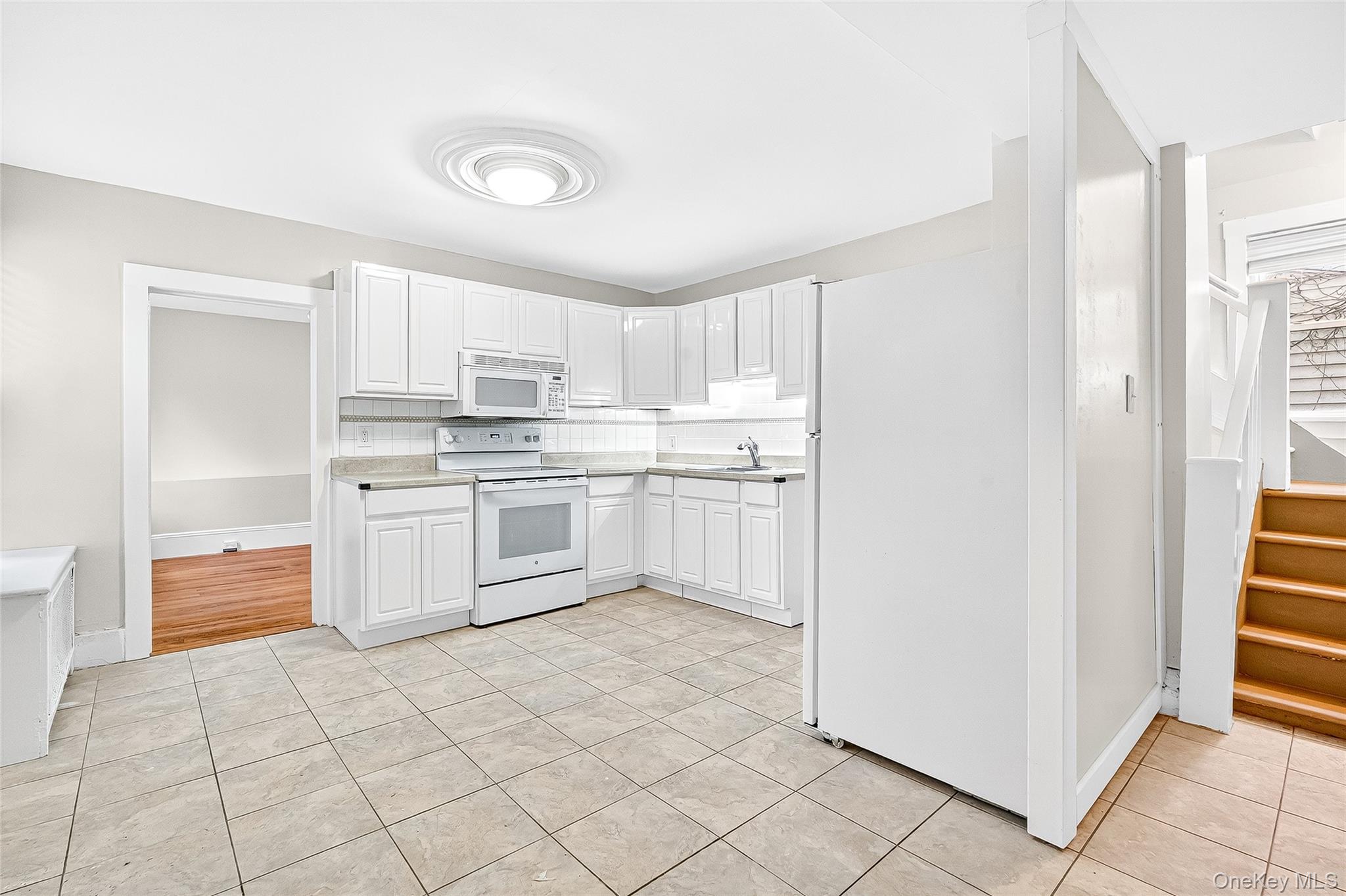 #2 photo, 41 Saratoga Avenue, Pleasantville , NY 10570