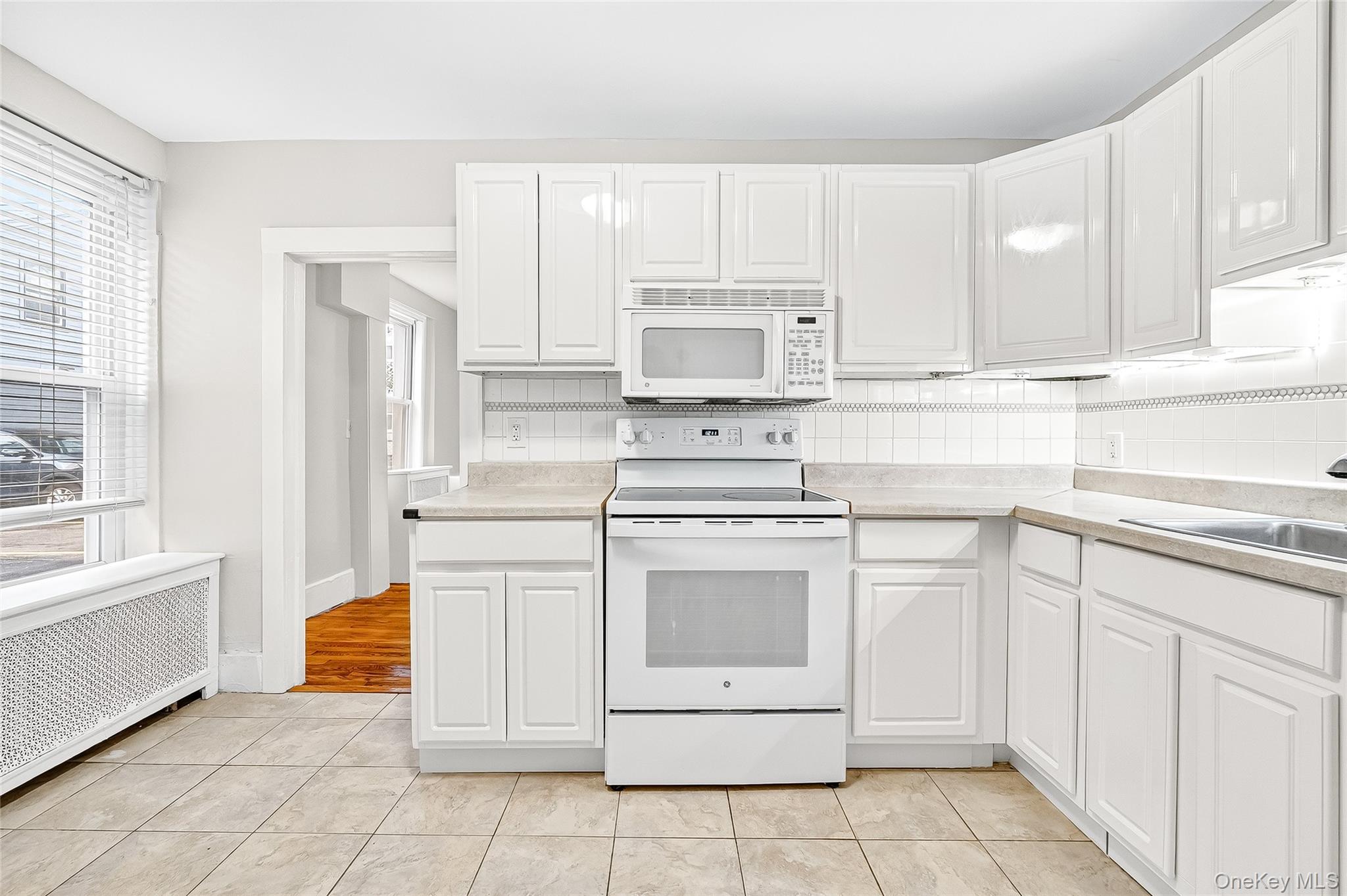 #3 photo, 41 Saratoga Avenue, Pleasantville , NY 10570