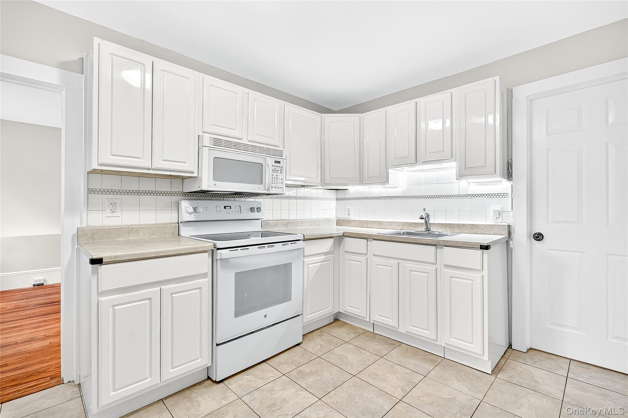 #4 photo, 41 Saratoga Avenue, Pleasantville , NY 10570