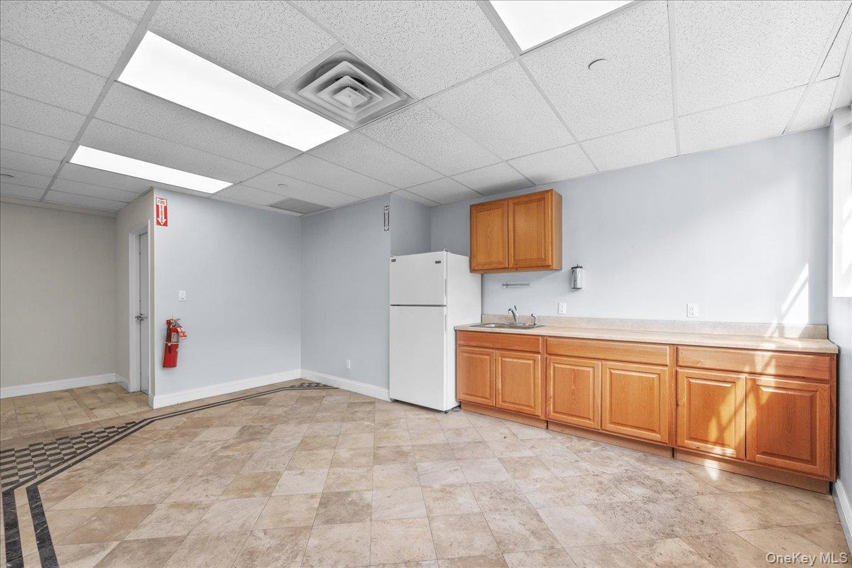 #8 photo, 31 Warren Place, Mount Vernon , NY 10550