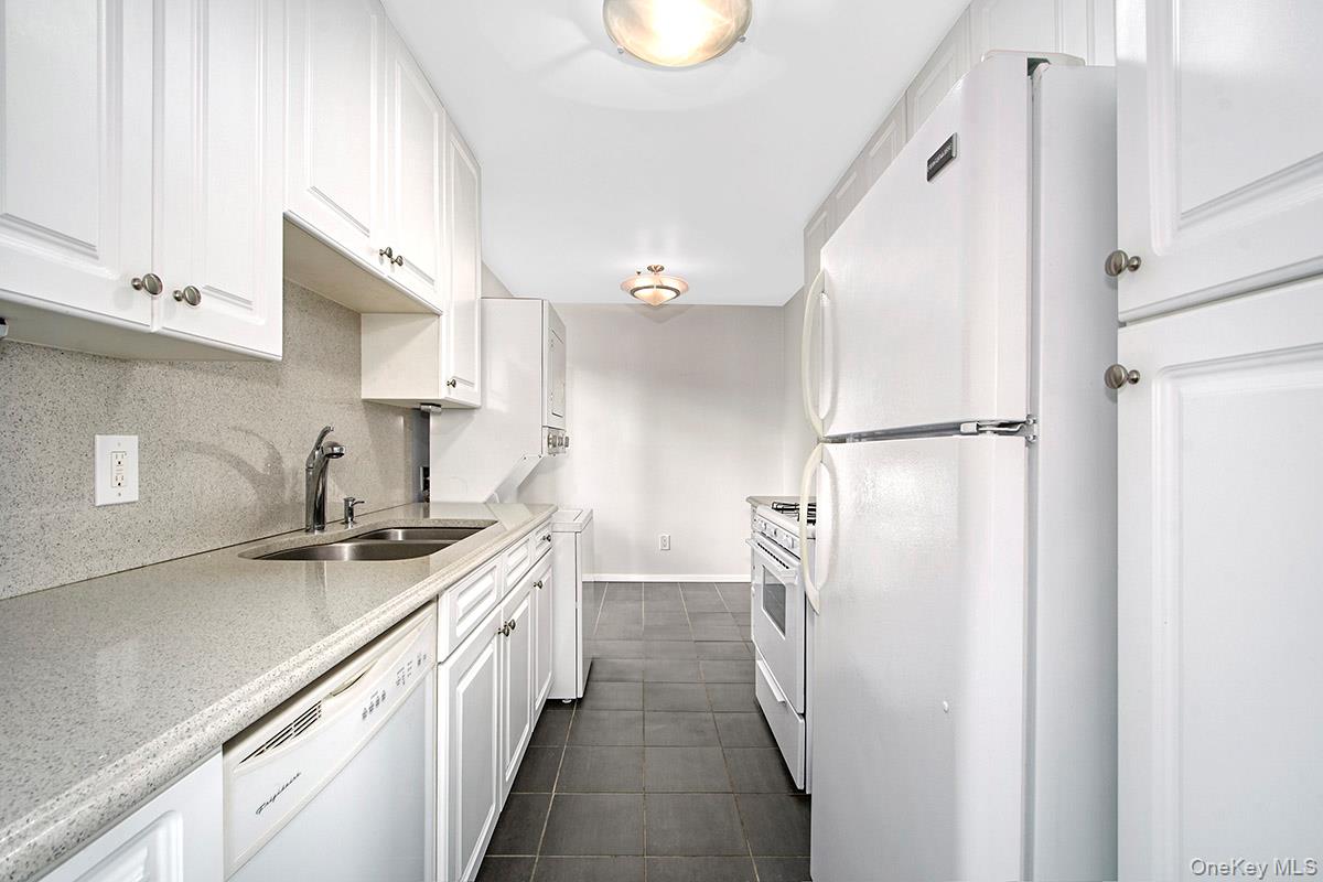 #10 photo, 300 Livingston Avenue, Mamaroneck , NY 10543